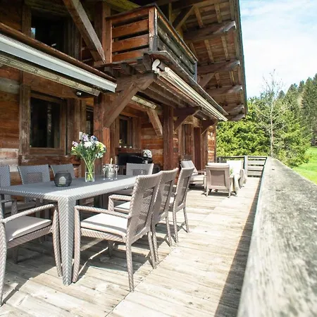 Des Ours I Le Club Megève