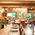 Des Ours I Le Club Villa Megeve