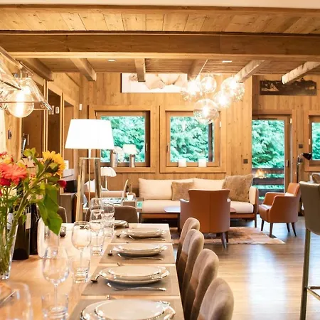 Des Ours I Le Club Villa Megeve