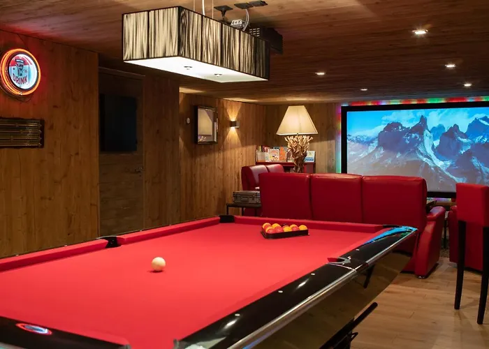 Des Ours I Le Club Villa