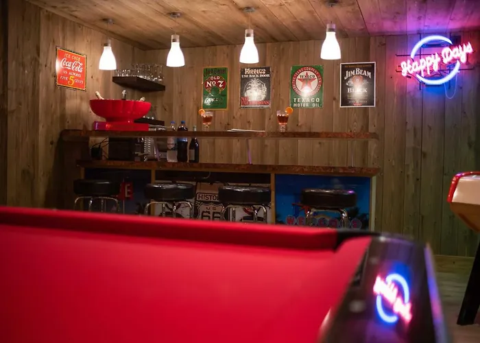 Des Ours I Le Club Villa *